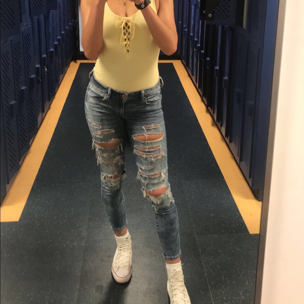 American Eagle, low rise, ripped jeans.